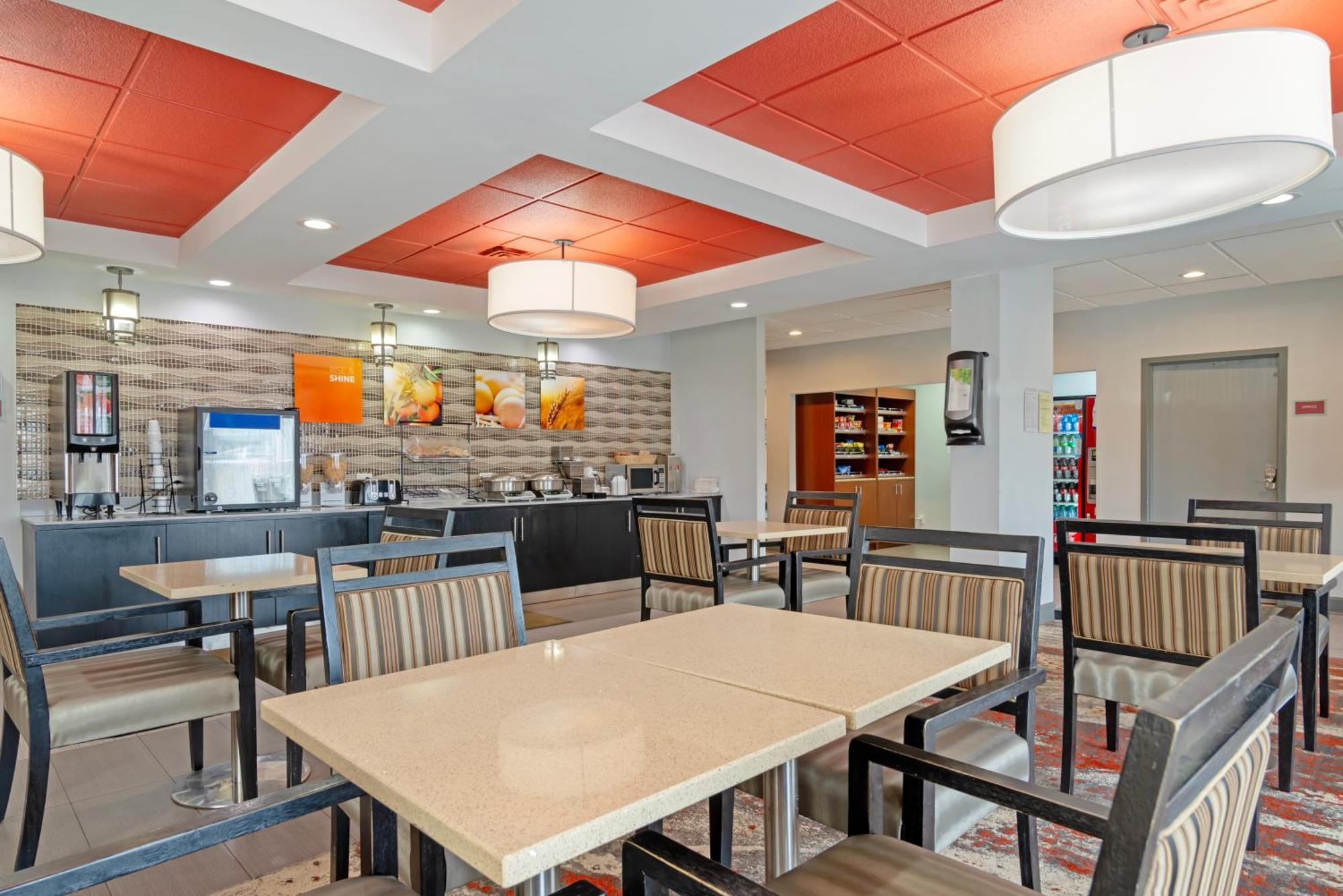 Comfort Inn & Suites Carrollton Extérieur photo