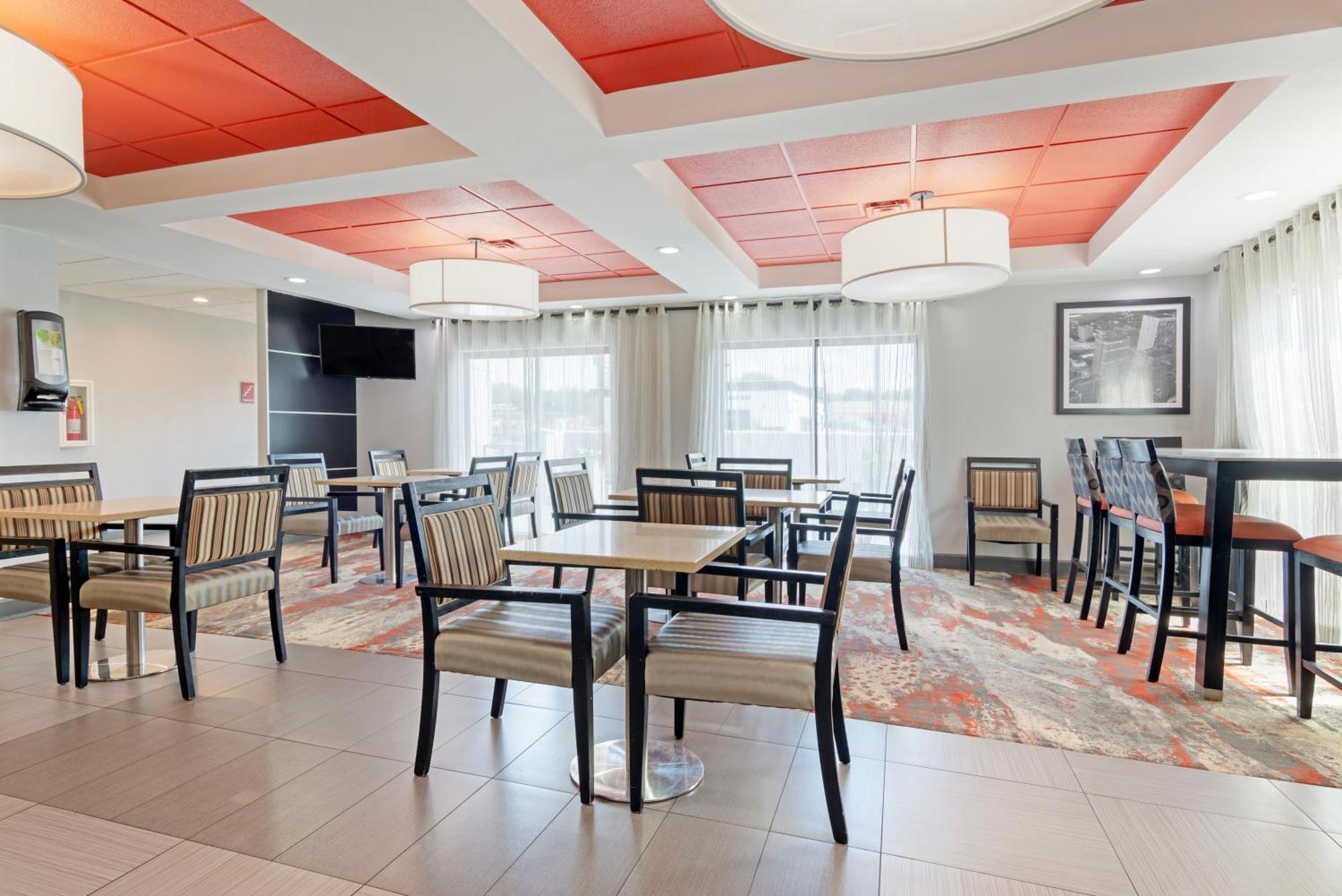 Comfort Inn & Suites Carrollton Extérieur photo